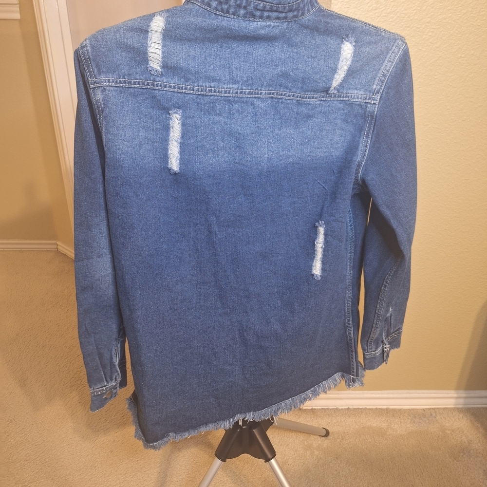 Dokotoo Blue Distressed Denim Women's Jacket/shirt. Size M.  New W Tags - Picture 7 of 7